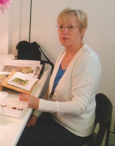 hilliard society of miniaturists - fine art in miniature. miniature artist carole flanders.